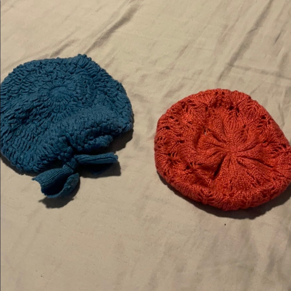 💰SALE!💰 Two knit hats